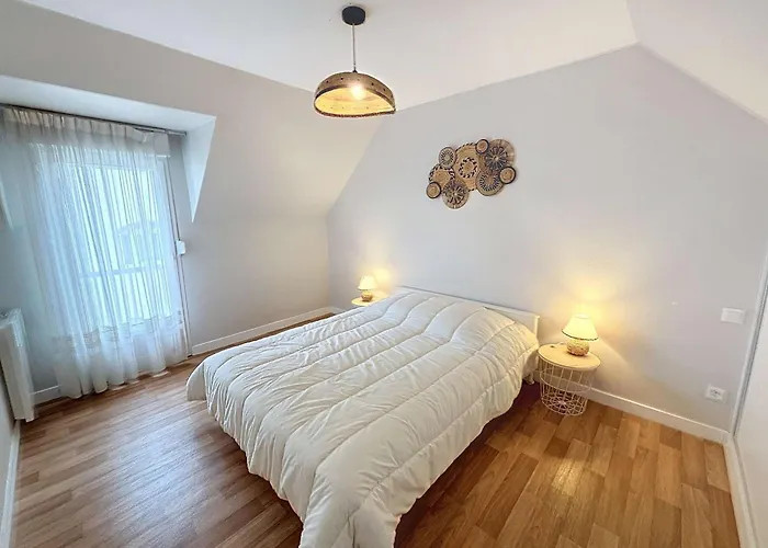 Дом отдыха Maison De A 50m De La Et Commerces, 2 Chambres, Cour Mitoyenne - Fr-1-361-114 Bouillon